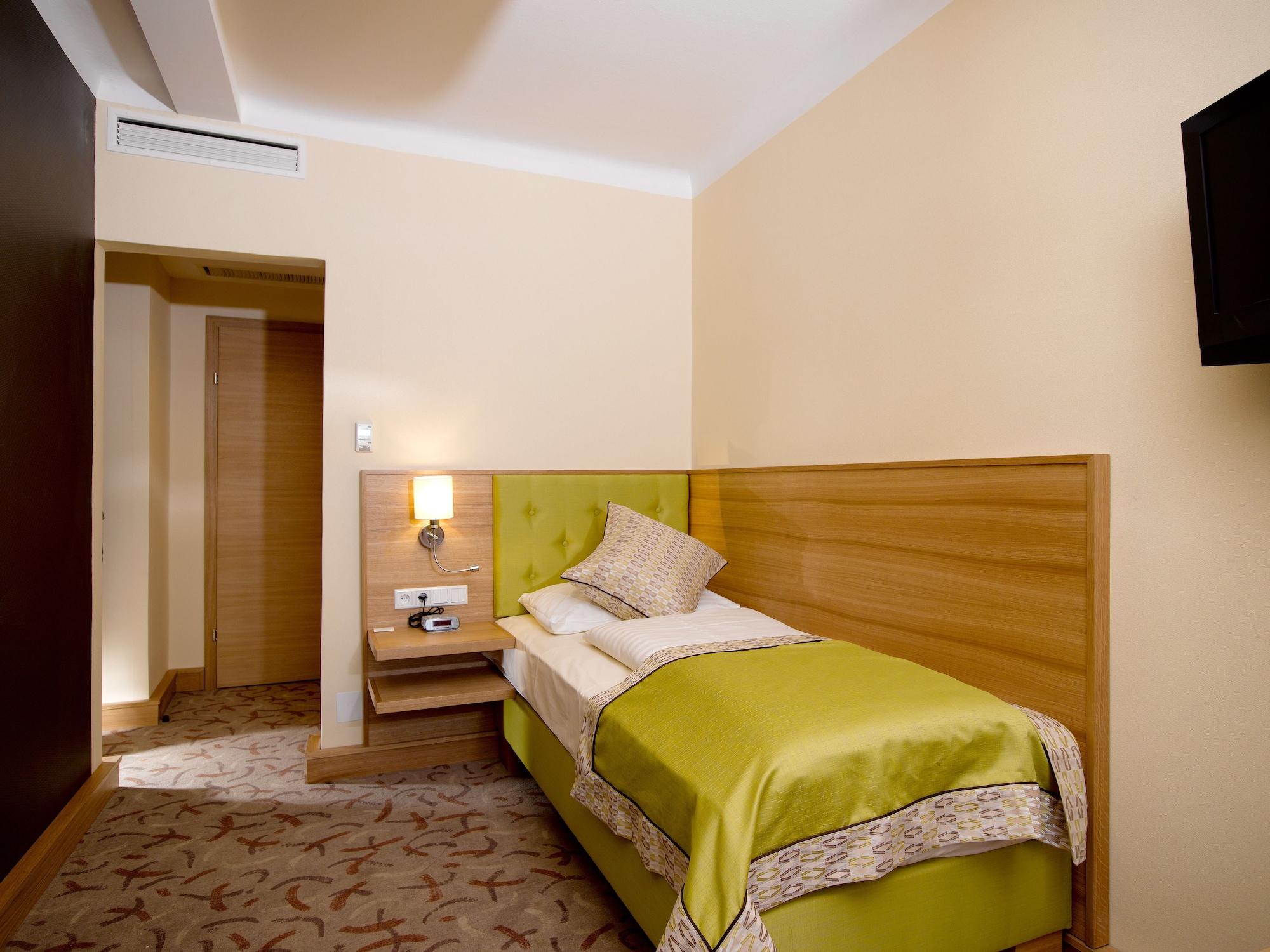 Hotel Drei Raben Graz Exterior photo