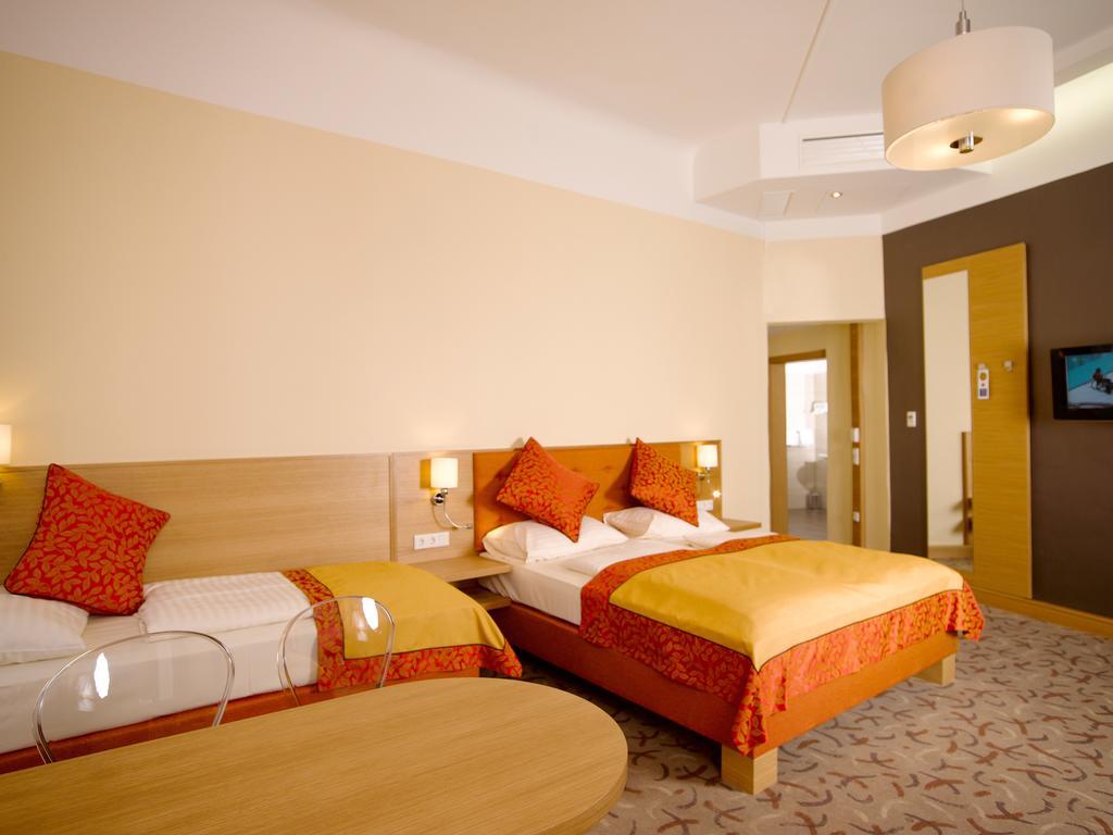 Hotel Drei Raben Graz Exterior photo